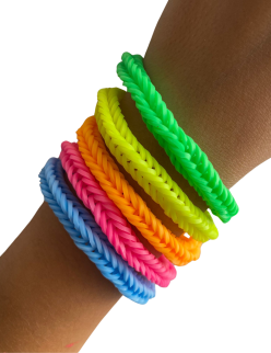 One-color rubber band bracelet